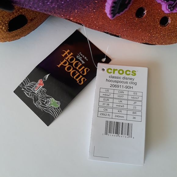 (New) Hocus Pocus Disney Crocs (W7/M5) - Picture 9 of 11